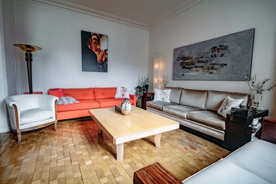 Living room in Superbe appartement art déco avec salon plein sud  - 4