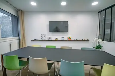 Salle de réunion dans Triple espace de travail dans un bel appartement  - 0