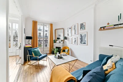Living room in Espace lumineux avec du cachet à Montmartre - 12