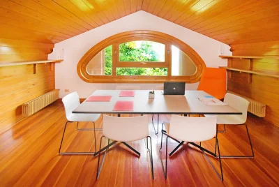 Meeting room in Maison d'architecte, moderne et organique - 1