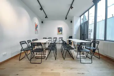 Meeting room in Coworking - Atelier d'artiste/quartier oberkampf  - 1
