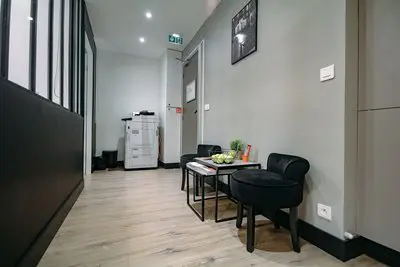 Comedor dentro Triple espacio de trabajo en un bonito piso - 1