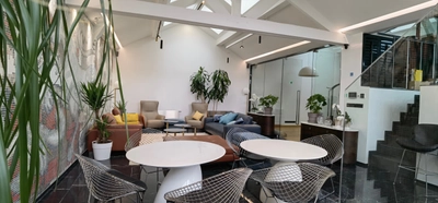 Meeting room in Loft atypique et lumineux avec terrasse - 2