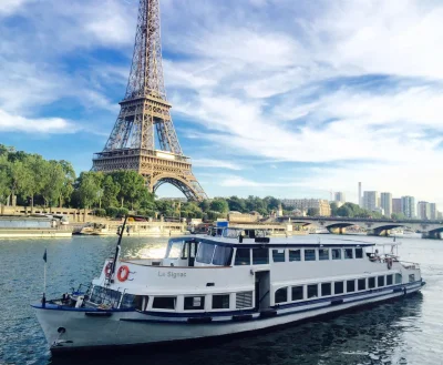 Espace Yacht privatisable aux abords de la Tour Eiffel - 1