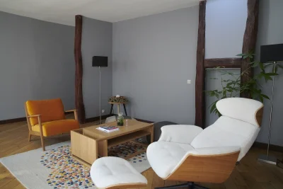 Living room in Innose Hub espace Design dans le Haut Marais - 2