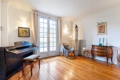 Living room in Villa de campagne en centre ville pres de paris - 14