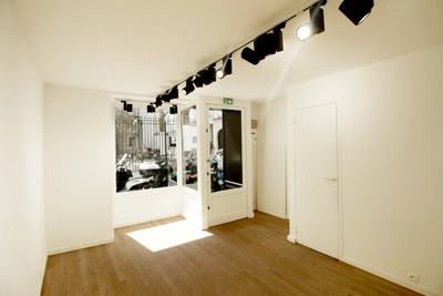 Salon dans La galerie cosy du Haut Marais - 1