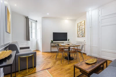 Meeting room in Bel appartement authentique quartier Auteuil - 2