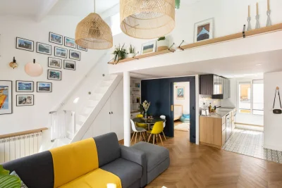 Living room in Duplex de charme Parisien 60m² - 4