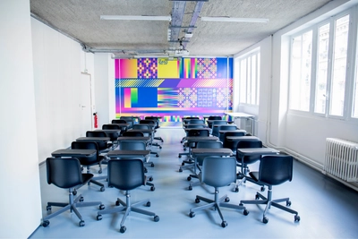 Meeting room in Grand atelier lumineux au centre de Paris - 3