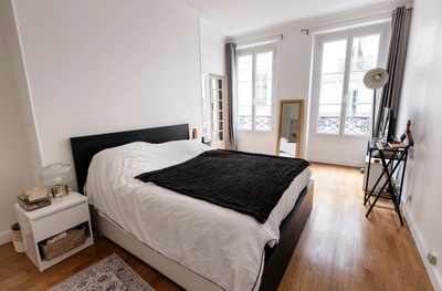 Bedroom in Charmant appartement Paris 9 - 7