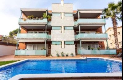 Appartement avec piscine proche Barcelone