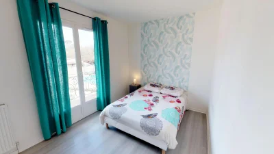 Bedroom in MAISON DE CHARME AVEC PISCINE - 26