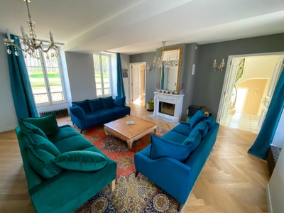 Living room in Beau château à 50km au sud de Paris, parc de 9ha - 0