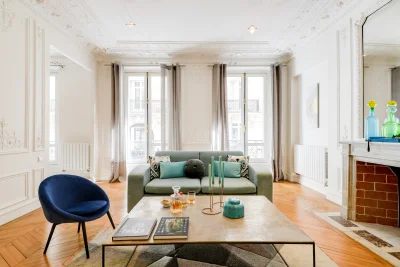 Living room in Appartement Haussmannien Chic & Moderne - 1