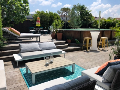 Salon dans Penthouse avec terrasse luxuriante et piscine - 0