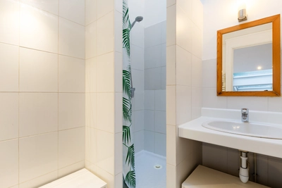 Bathroom in Atelier d'architecte - Cour privée - 12
