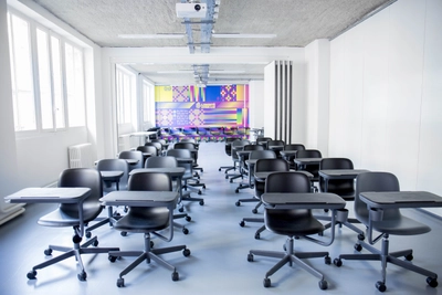 Meeting room in L'atelier high-tech - 3