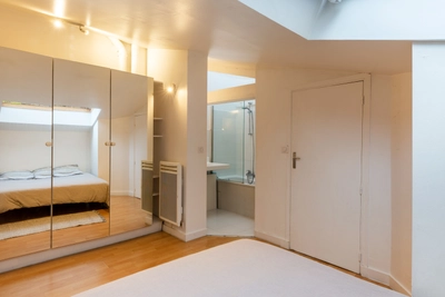 Bedroom in Atelier d'architecte - Cour privée - 11