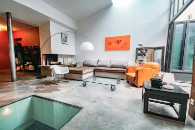 Living room in Loft Cosy Avenue Montaigne - 0