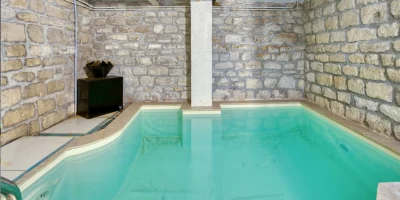 Bathroom in Magnifique Loft et sa piscine au coeur du Marais - 4
