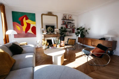 Living room in Ambiance Bohème-Chic en plein coeur de Paris  - 1