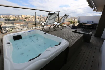 Salle de bain dans Appartement Roof Top avec Terrasse/Spa - 2