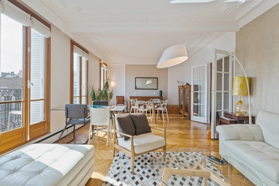 Living room in Grand Espace Haussmannien Alésia Montparnasse  - 1