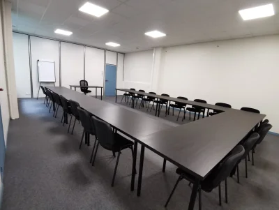 Meeting room in Salle de réunion - séminaire - formation - 1