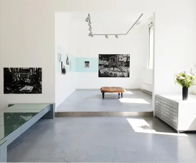 Living room in Galerie moderne dans le Vieux-Lille - 3