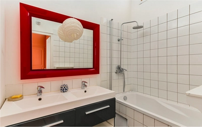 Bathroom in La campagne à Paris - décor Zoé de las Cases - 1