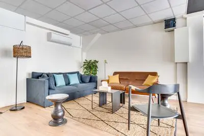 Living room in Superbe espace design et lumineux Paris 1 - 1