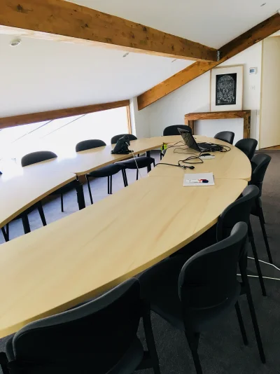 Meeting room in Espace atypique type industriel  - 5