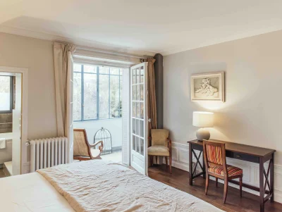 Bedroom in Maison avec jardin au sud ouest de Paris MAGENTA - 39