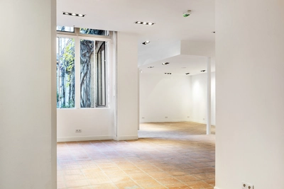 Sala dentro Grande galerie d'art atypique - 4