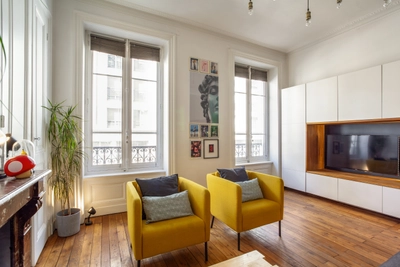 Living room in Superbe appartement haussmanien revisité près des berges du Rhône - 3