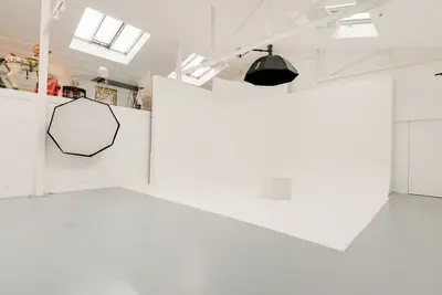 Living room in Studio industriel aux portes de Paris - 0