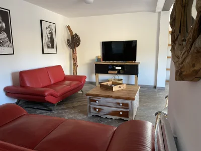 Living room in Villa avec exterieur et piscine - 1