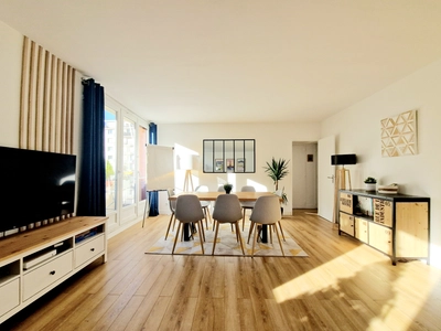 Appartement moderne et lumineux avec balcon