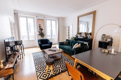 Living room in Charmant appartement Paris 9 - 2