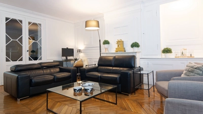 Living room in Le charme de l'haussmannien au coeur de Lyon - 1