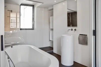 Salle de bain dans Appartement Canut style LOFT - Rénov architecte  - 15