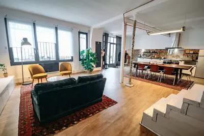 Living room in Grand Atelier confidentiel, la campagne à Paris - 1