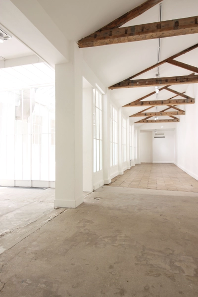 Sala dentro Galerie | Turenne Debeyleme | Premier étage - 1