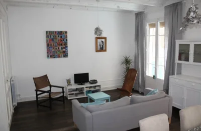 Sala dentro Spacieux appartement avec terrasse à Barcelone - 3