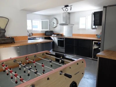 Kitchen in Une maison avec piscine à Marseille - 3