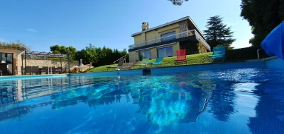 Comedor dentro Magnifique villa avec piscine  - 0