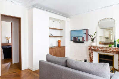 Living room in Appartement des Batignolles, rénové & vintage - 1