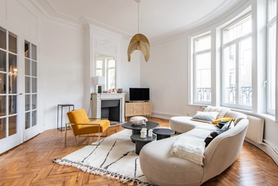 Living room in Magnifique appartement Haussmannien   - 1