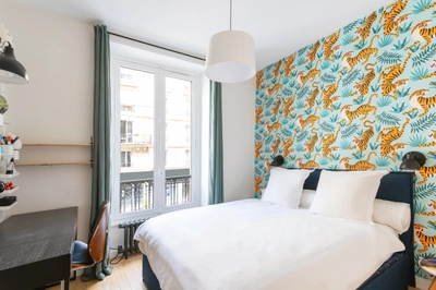 Bedroom in Magnifique appartement 135m² Jardin du Luxembourg - 1